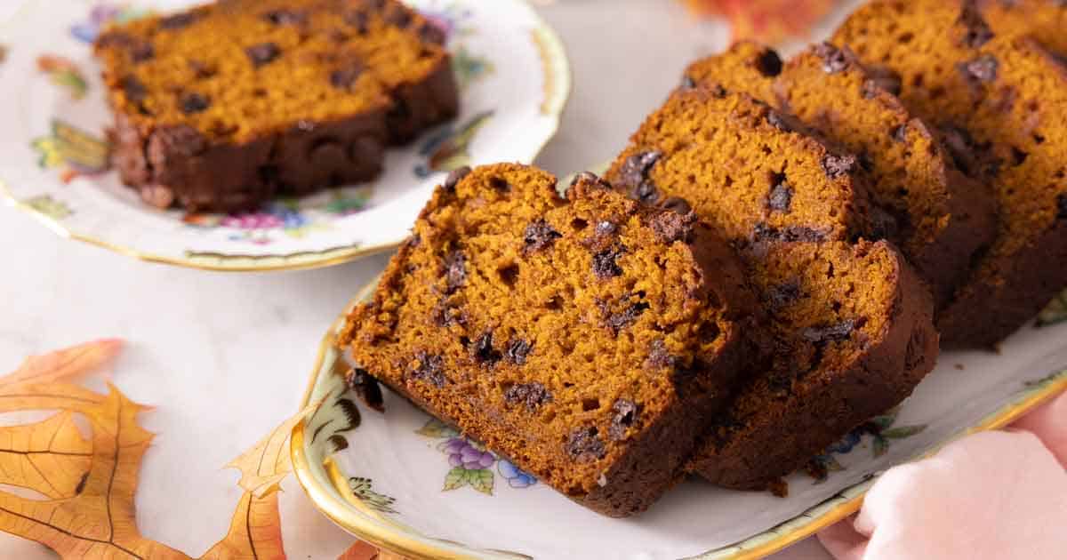 Easy Chocolate Chip Pumpkin Bread: Your Fall Baking Essential